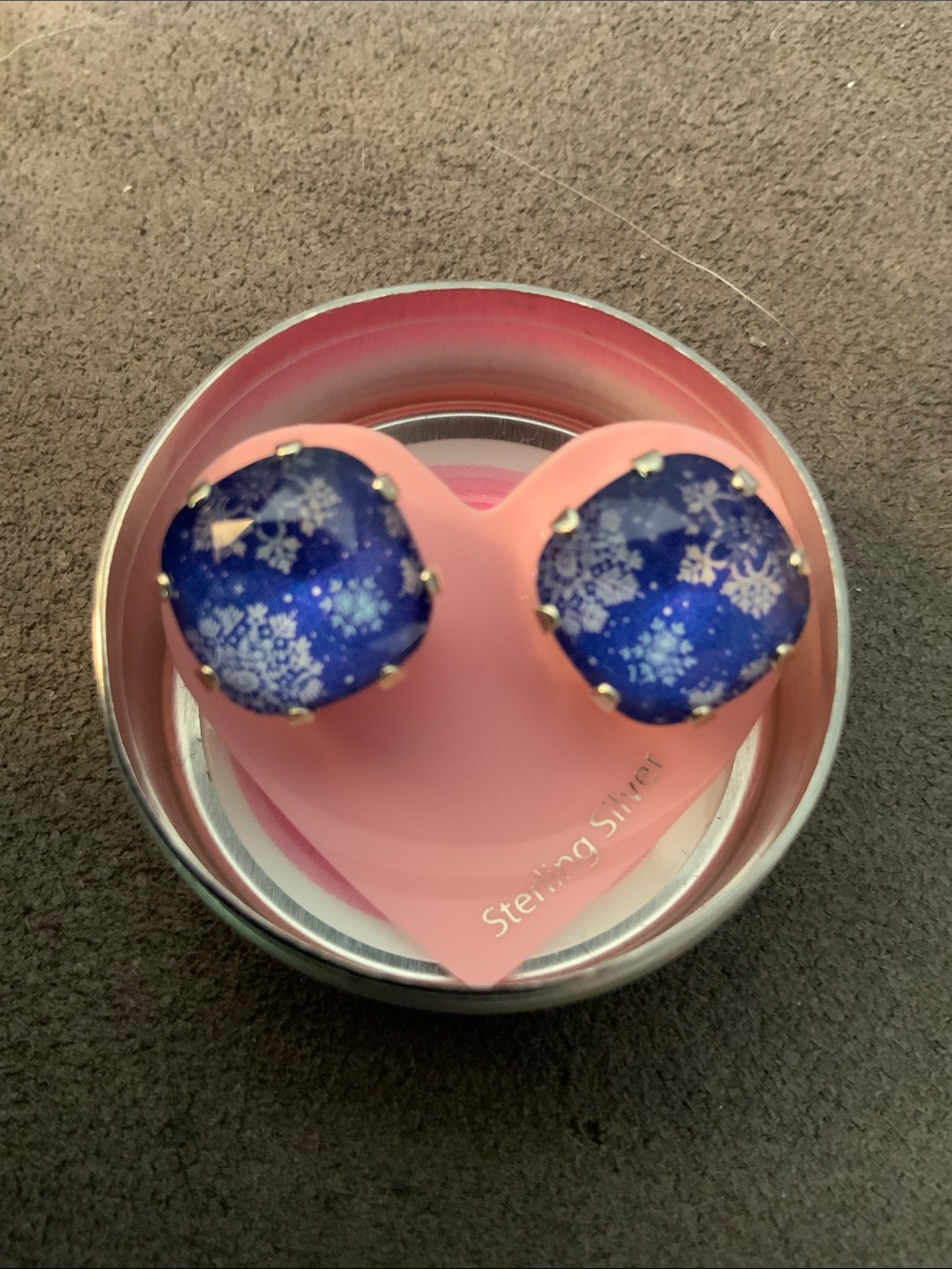 JoJo Loves You - WONDERLAND Earrings